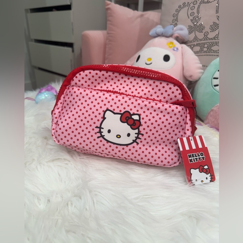 Hello Kitty Belt Bag 🐱🎀❤️ NWT✨